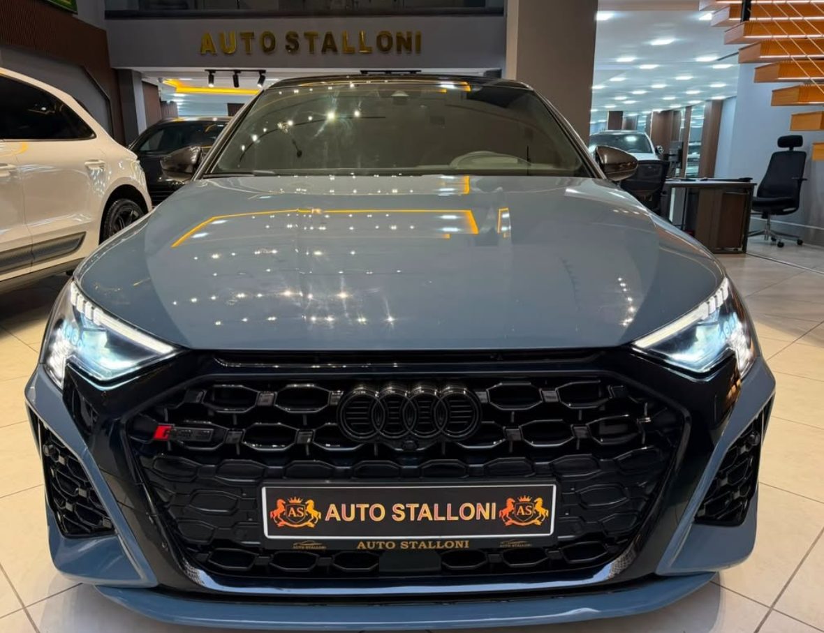 Audi RS3 2022 — photo 2