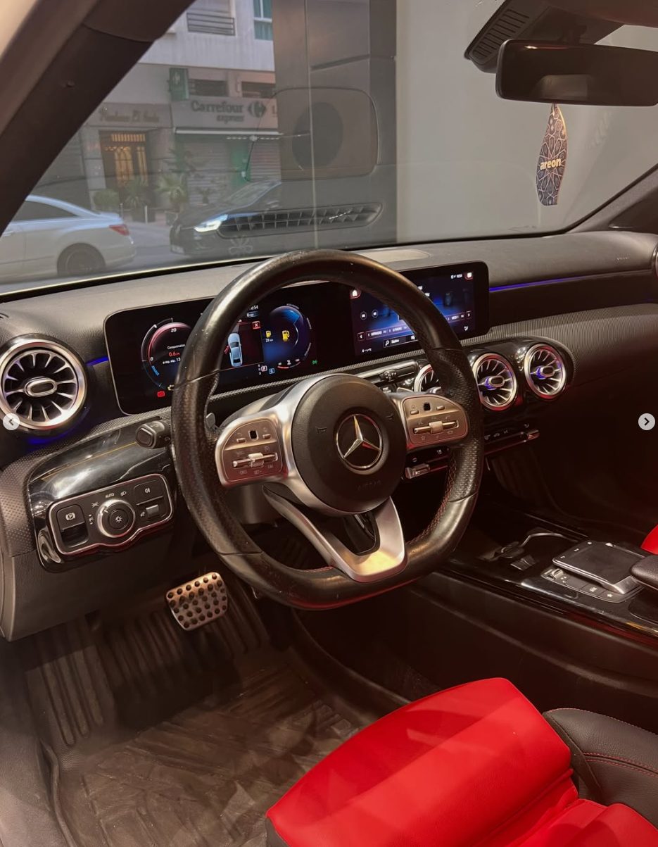 Mercedes Classe classe a 200d Berline Pack-Amg 2020 — photo 4
