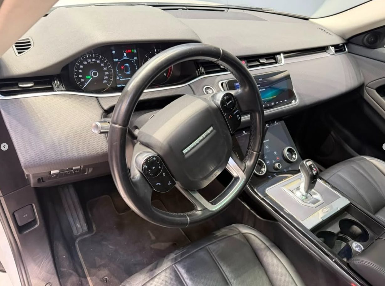 Range rover Evoque Bebe Velar 2020 — photo 4