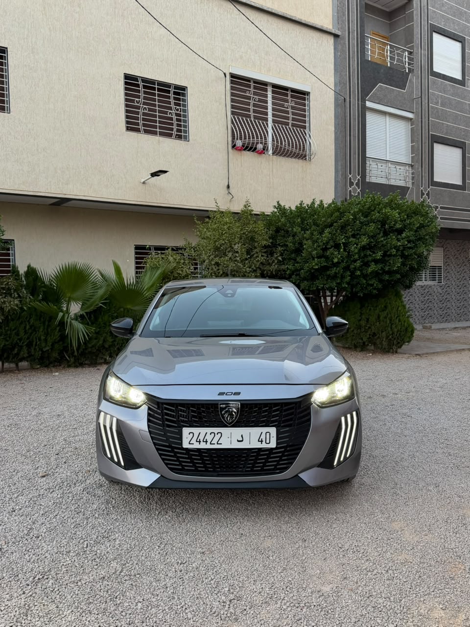 Peugeot 208 2024 — photo 2